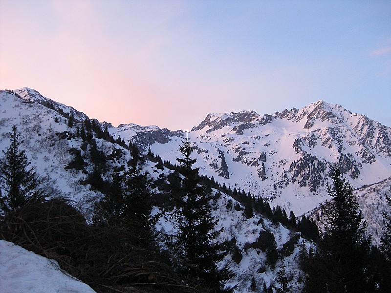 #1 Lever de Soleil : depuis le chalet de la grande montagne de Presle Lever de Soleil : depuis le chalet de la grande montagne de Presle