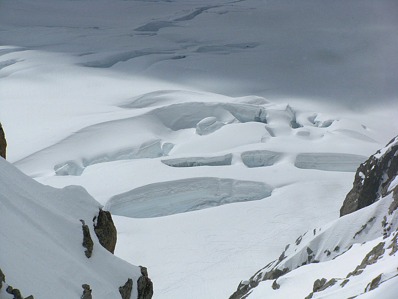 #11 Crevasses : On revit avec le soleil Crevasses : On revit avec le soleil