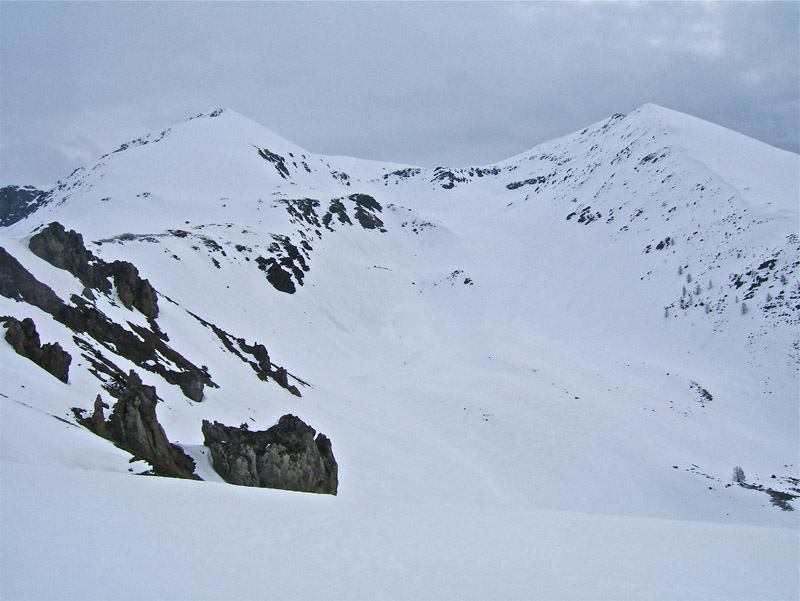 #1 LAUSES : Col de Veillos sous le Pépoiri et Mt Pétoumier. LAUSES : Col de Veillos sous le Pépoiri et Mt Pétoumier.
