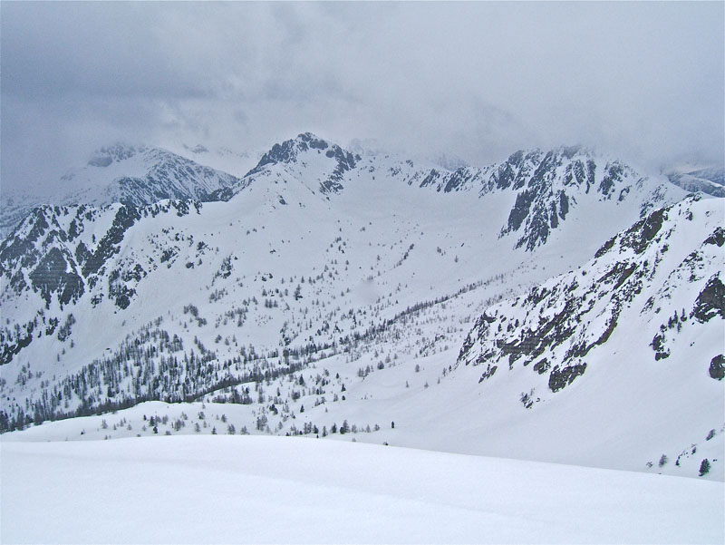 #8 LAUSES : De la Tête des Margès vue sur Cime du Belletz, Caïre Archas et Pointe des Adus. LAUSES : De la Tête des Margès vue sur Cime du Belletz, Caïre Archas et Pointe des Adus.