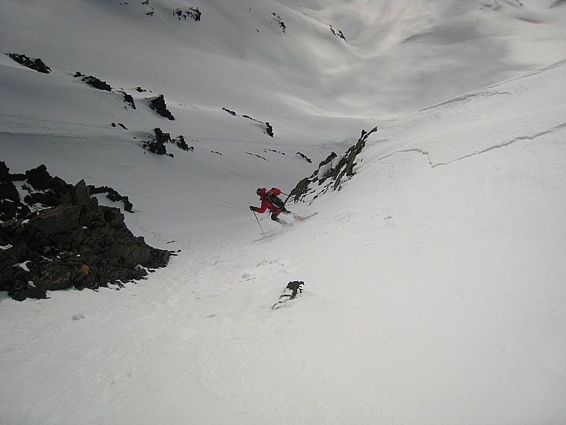 #3 Pic de Mal Cros 11 04 09 : Christian dans le couloir Pic de Mal Cros 11 04 09 : Christian dans le couloir