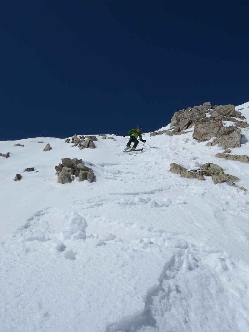 #6 Haut du couloir : Premiers virages sous le sommet Haut du couloir : Premiers virages sous le sommet