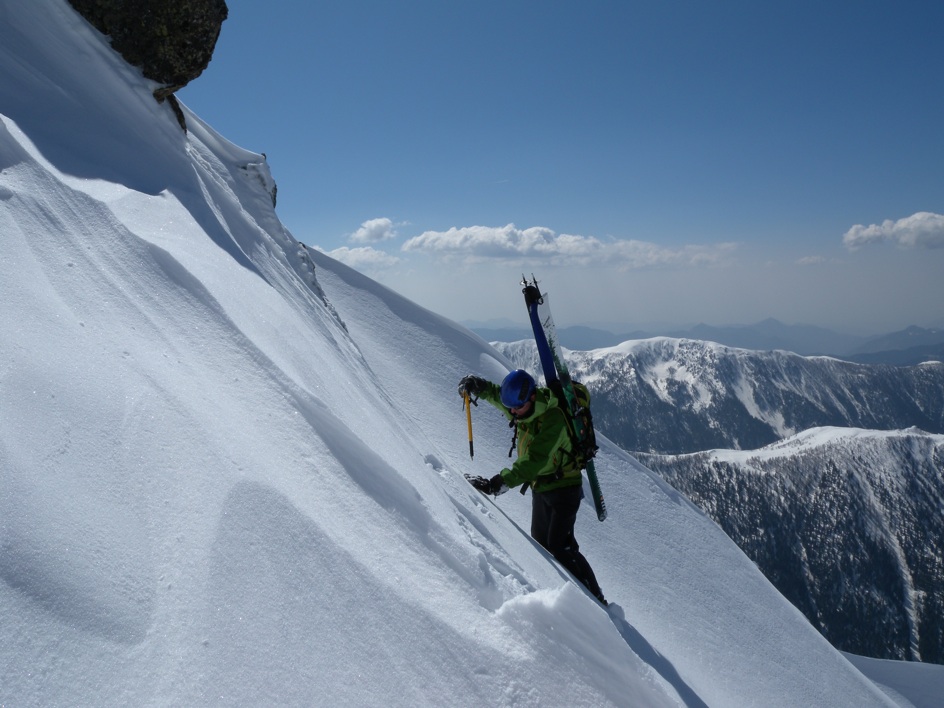 #4 Arête SE du Pélago : Un peu de bricolage en face SW Arête SE du Pélago : Un peu de bricolage en face SW