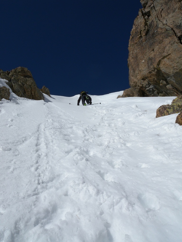 #3 Sortie couloir est de montée : Ca se raidit Sortie couloir est de montée : Ca se raidit