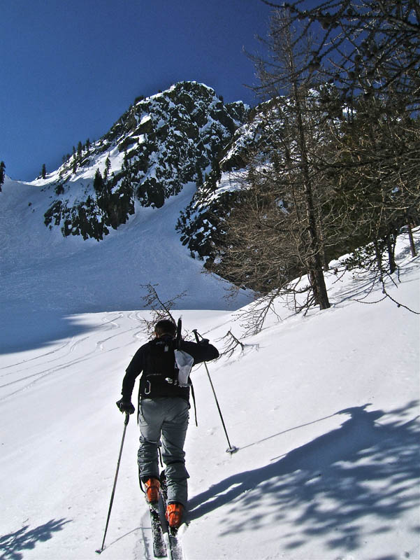 #3 Sistron Couloir N. : Nous approchons du cône. Sistron Couloir N. : Nous approchons du cône.