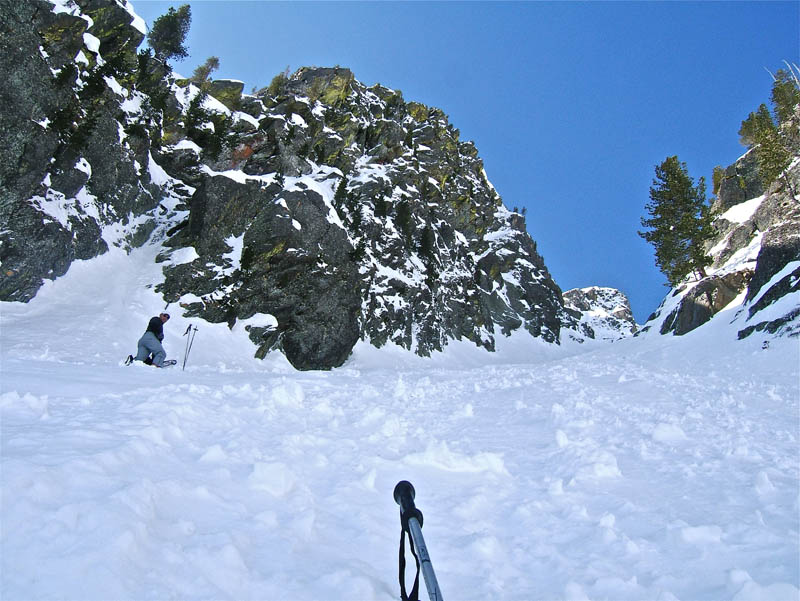 #4 Sistron Couloir N. : Nous préférons monter à pied à partir du haut du cône. Sistron Couloir N. : Nous préférons monter à pied à partir du haut du cône.