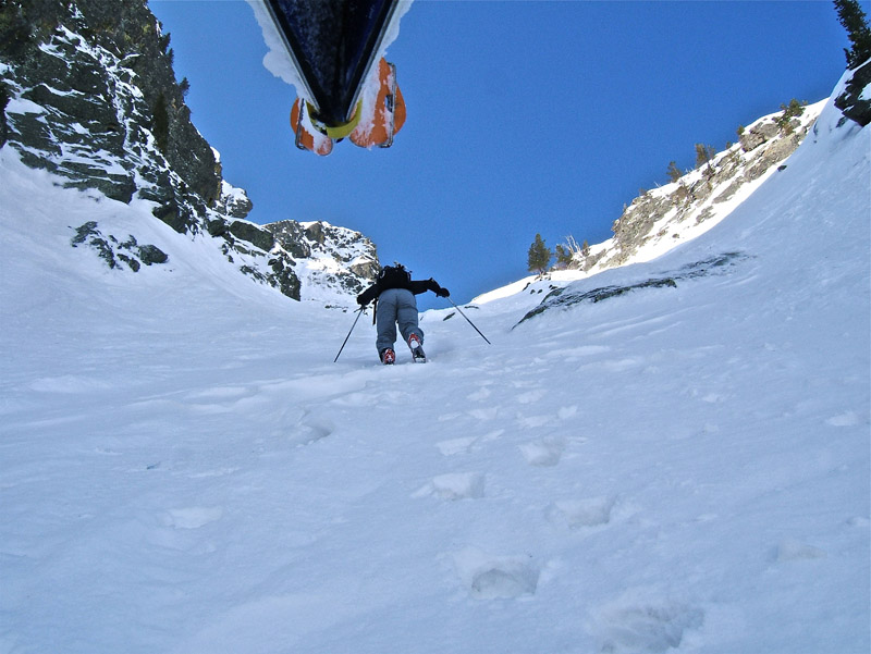 #5 Sistron Couloir N. : C Sistron Couloir N. : C'est bien un couloir! même si de loin il nous parraissait débonnaire.