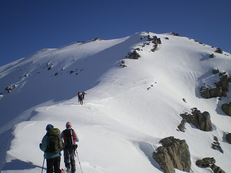 Montagne Avalanche - Crête Sud : Le sommet de la Montagne de l'Avalanche est au bout