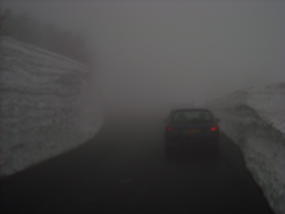 #1 col de la croix st-robert : le col est ouvert mais ce passage est vraiment impressionnant!! col de la croix st-robert : le col est ouvert mais ce passage est vraiment impressionnant!!