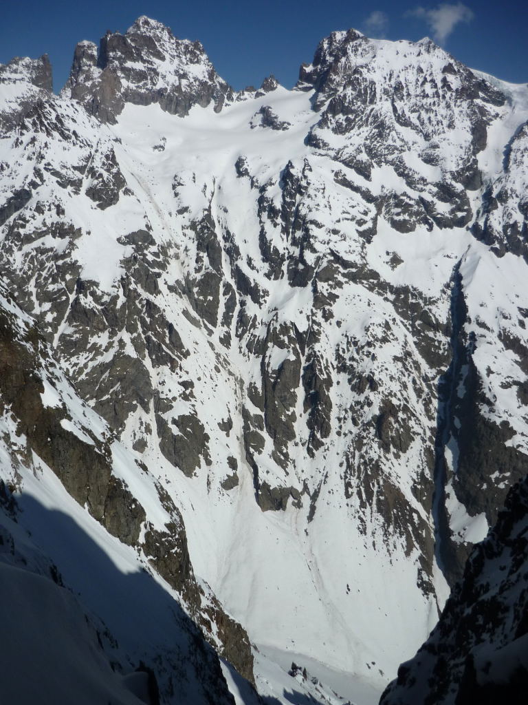 #17 Vue du sommet : La face sud du Pelvoux. Vue du sommet : La face sud du Pelvoux.