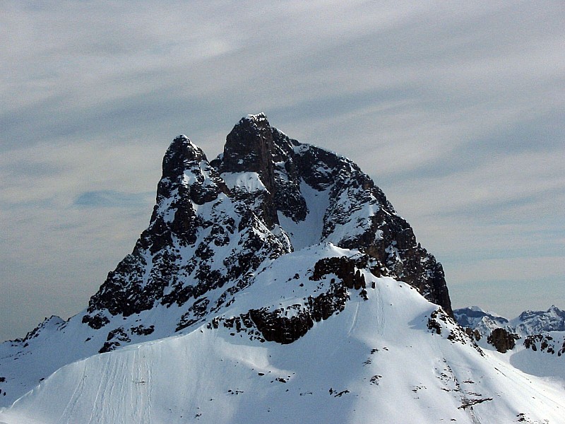 #2 pic du midi d pic du midi d'ossau : pic du midi d'ossau et devant le peyreget