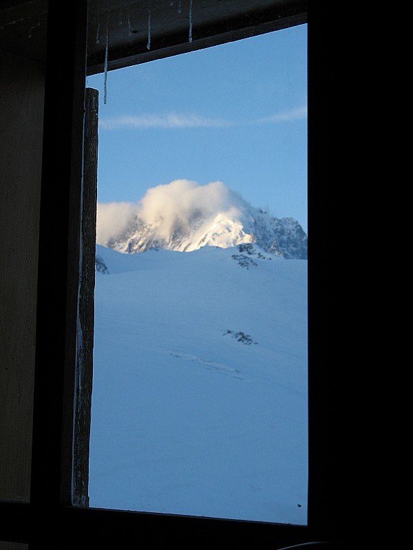 #1 Aiguille du Tour : La Verte dans les nuages Aiguille du Tour : La Verte dans les nuages