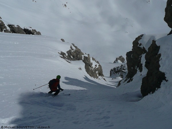 #7 Mortice : Entrée dans le petit couloir en rive droite de la combe. Mortice : Entrée dans le petit couloir en rive droite de la combe.
