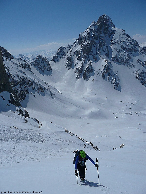 #9 Rocca Blanca : Montée en versant SW de Rocca Blanca. Rocca Blanca : Montée en versant SW de Rocca Blanca.
