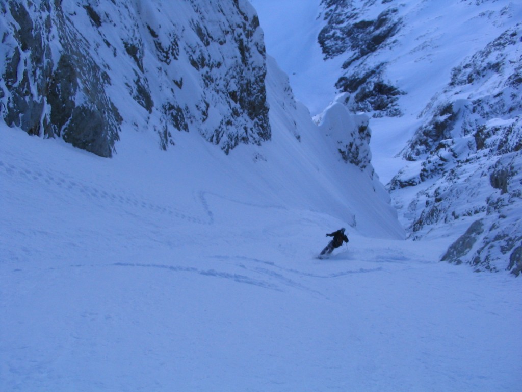 #15 Couloir N : J Couloir N : J'oserais presque un "des conditions qui réduisent notablement la difficulté"