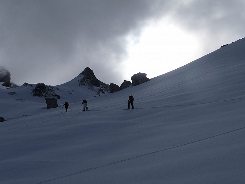 #17 montée : on arrive presque au pieds du couloir montée : on arrive presque au pieds du couloir