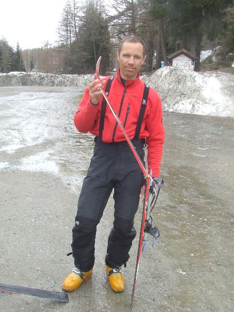 #7 Alphonse Favre, Couloir NW : la descente du vallon, l Alphonse Favre, Couloir NW : la descente du vallon, l'a terminé !!