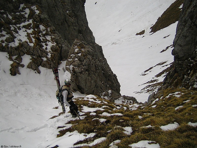 #9 Descente sur la combe sauvage : C Descente sur la combe sauvage : C'est bien denneigé et pas gelé.