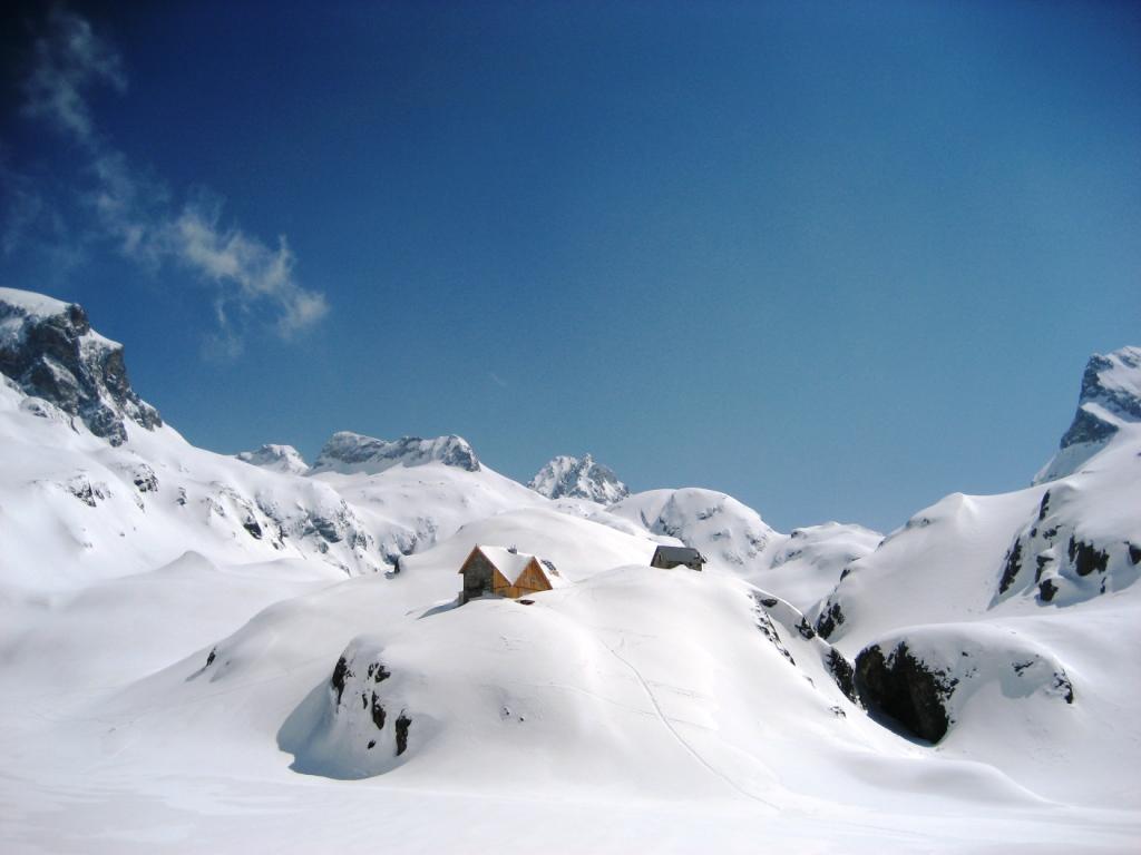 #5 Refuge de Nice : Quel enneigement ! Le Mercantour comme on l Refuge de Nice : Quel enneigement ! Le Mercantour comme on l'aime !