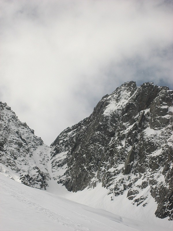 #6 Mont Tondu : Le petit couloir N des Lanchettes est peu rempli ! Mont Tondu : Le petit couloir N des Lanchettes est peu rempli !