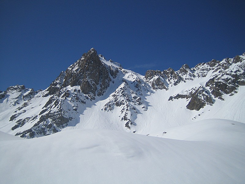 #3 Grd Charnier : couloir N ( semble bien boulé en bas) Grd Charnier : couloir N ( semble bien boulé en bas)
