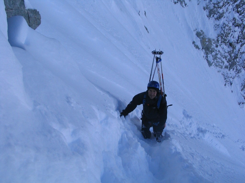 #9 Niche : David, pas chiant... que ce soit Nico ou Louis à la trace il ne râle pas ! (hé hé, coup bas !) Niche : David, pas chiant... que ce soit Nico ou Louis à la trace il ne râle pas ! (hé hé, coup bas !)