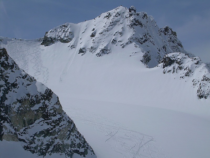 #16 descente variante : une petite remontée pour la poudre descente variante : une petite remontée pour la poudre