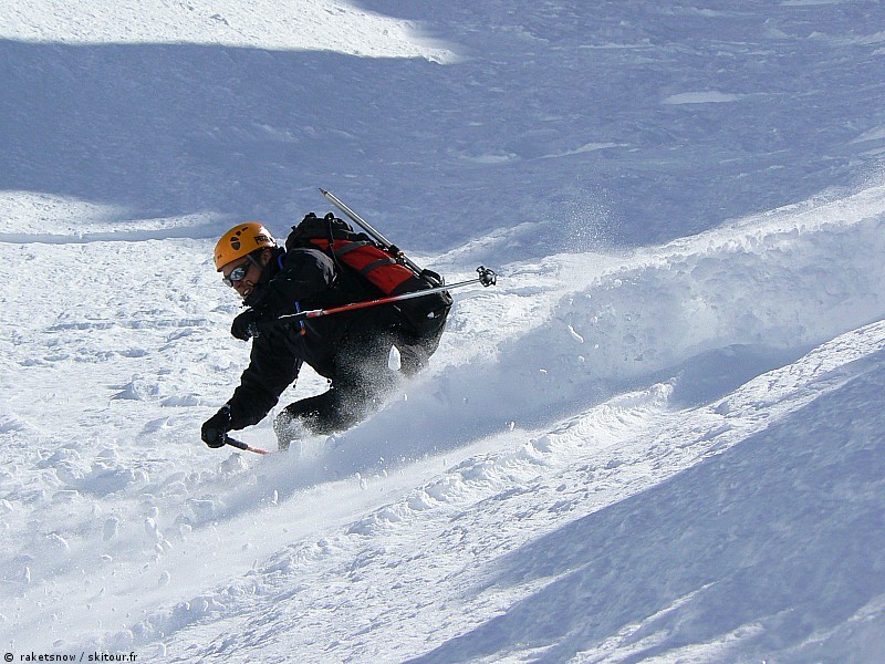 #5 Au taquet : dans une neige de fou, ça descent tout seul Au taquet : dans une neige de fou, ça descent tout seul