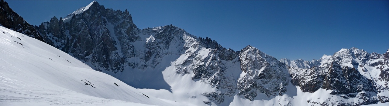 #11 Ecrins : Dôme, Clocher, Flambeau Ecrins : Dôme, Clocher, Flambeau