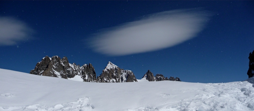 #10 Lenticulaire : Au dessus de la Grande Ruine Lenticulaire : Au dessus de la Grande Ruine
