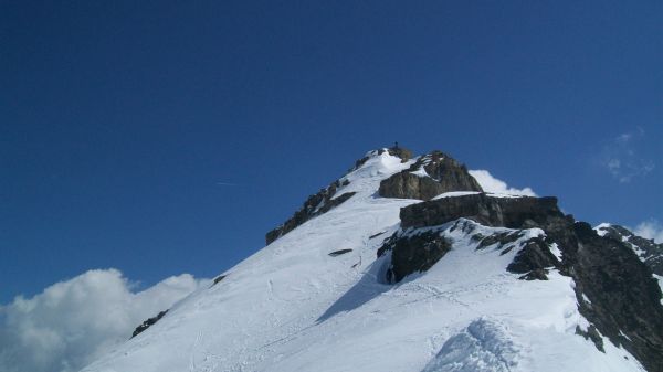 #5 Pointe Alphonse Favre : L Pointe Alphonse Favre : L'arête vers le Belvédère vue depuis le sommet d'Alphonse Favre.