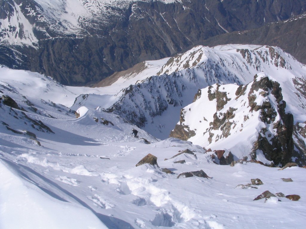 #16 Echarpe sommitale : Le haut en bonne neige Echarpe sommitale : Le haut en bonne neige
