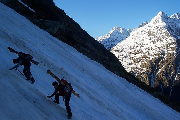 #2 Montée : Taquet du matin sur névé béton.. Montée : Taquet du matin sur névé béton..