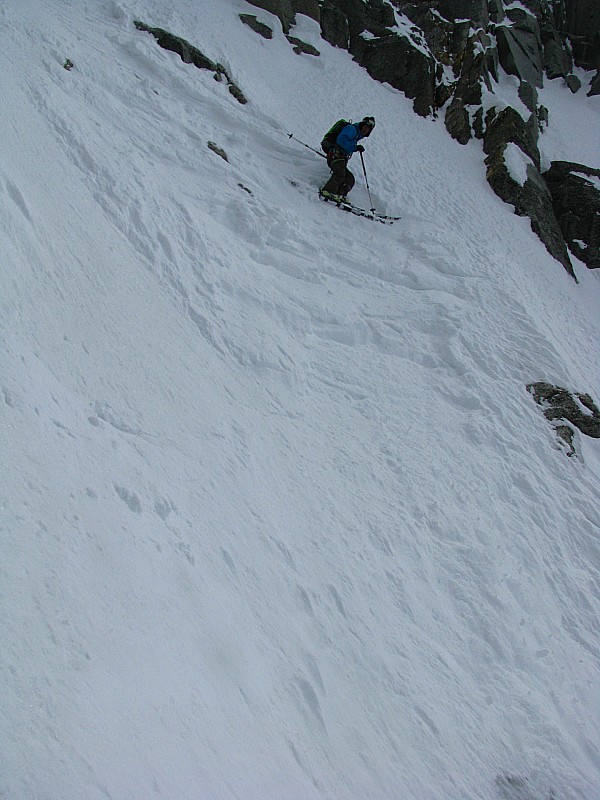 couloir Eugster : le haut est bien raide et la neige changeante, pas le temps de s'ennuyer quoi !