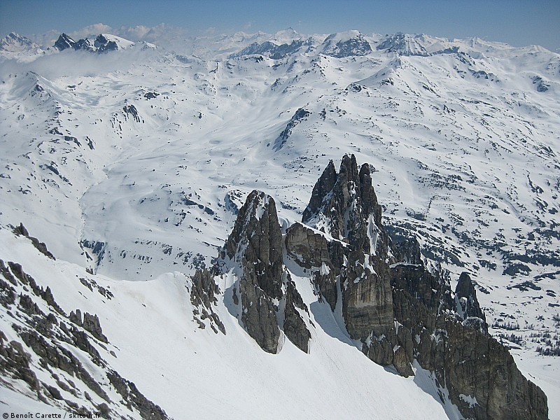 #11 La vallée de la Clarée : Vue sur l La vallée de la Clarée : Vue sur l'objectif du lendemain : le Thabor
