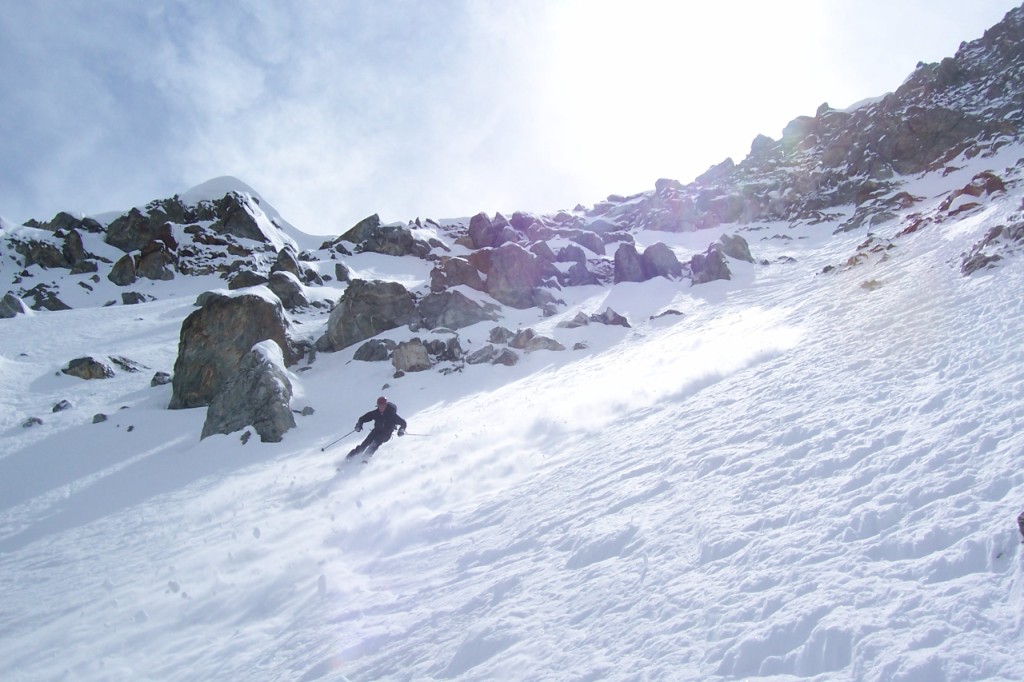 #1 Descente : Très bon ski dans le partie centrale, Louis fait péter les K2 Descente : Très bon ski dans le partie centrale, Louis fait péter les K2
