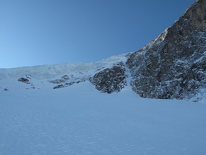 #16 Les Corridors : un jour peut être ou bien jamais ........ mais pour l Les Corridors : un jour peut être ou bien jamais ........ mais pour l'instant il manque un peu de neige