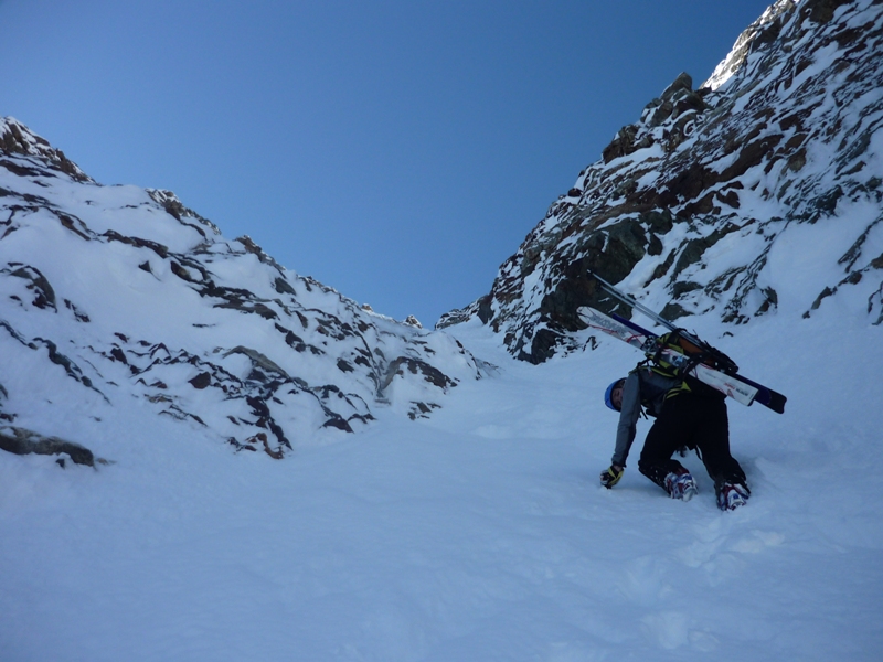 #20 Grande Aiguille de la Bérarde : Micha dans la montée. Grande Aiguille de la Bérarde : Micha dans la montée.