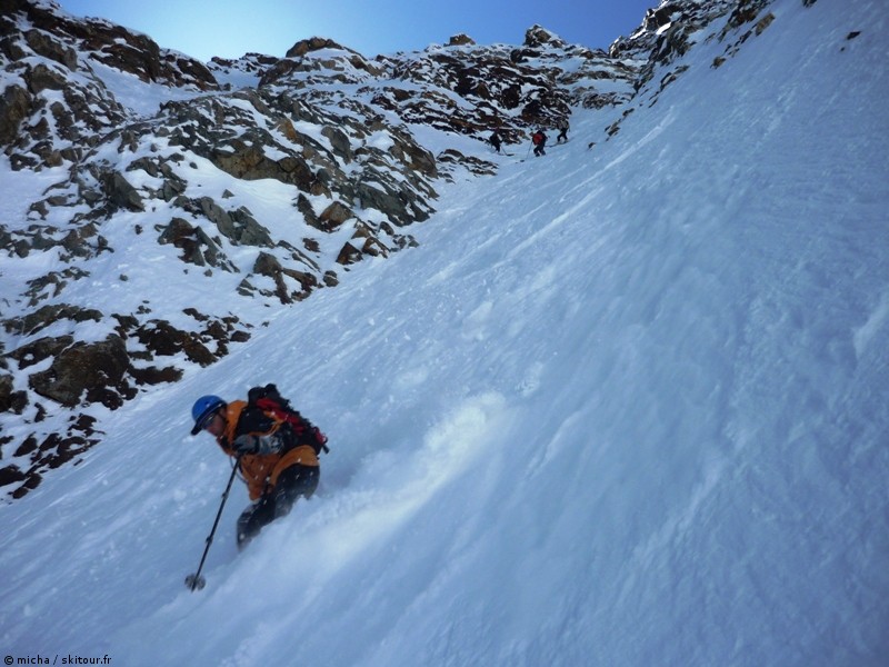 #14 Grande Aiguille de la Bérarde : Cyril dans la poudre. Grande Aiguille de la Bérarde : Cyril dans la poudre.