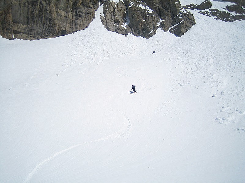 #11 Flambeau des Ecrins : sous le couloir : miam miam la bonne transfo:meilleure avec des pelles a tartes ;) Flambeau des Ecrins : sous le couloir : miam miam la bonne transfo:meilleure avec des pelles a tartes ;)