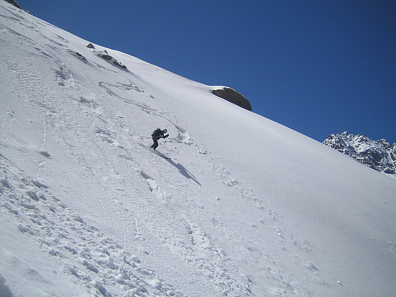 #12 Flambeau des Ecrins : zone croutée physique avant le corridor Flambeau des Ecrins : zone croutée physique avant le corridor