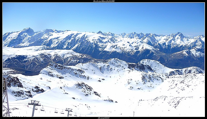 #3 Depuis le sommet : Le versant Sarenne avec en toile de fond le massif des Ecrins (Meije, Rateau, Barre des Ecrins, Glacier des Deux Alpes, Les Deux Alpes, la Muzelle, ...). Vue magnifique! Depuis le sommet : Le versant Sarenne avec en toile de fond le massif des Ecrins (Meije, Rateau, Barre des Ecrins, Glacier des Deux Alpes, Les Deux Alpes, la Muzelle, ...). Vue magnifique!