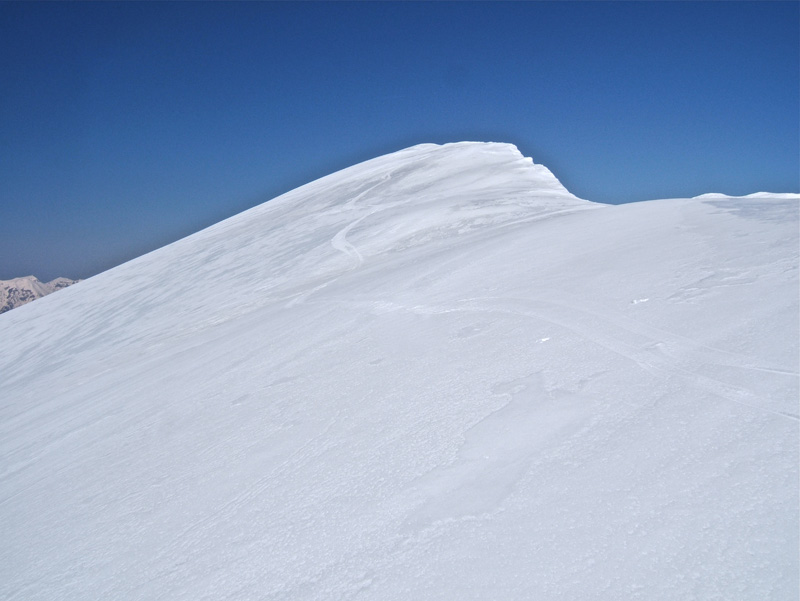 #8 Nègre et Mounier : Descente de la cote 2553m en moquette. Nègre et Mounier : Descente de la cote 2553m en moquette.