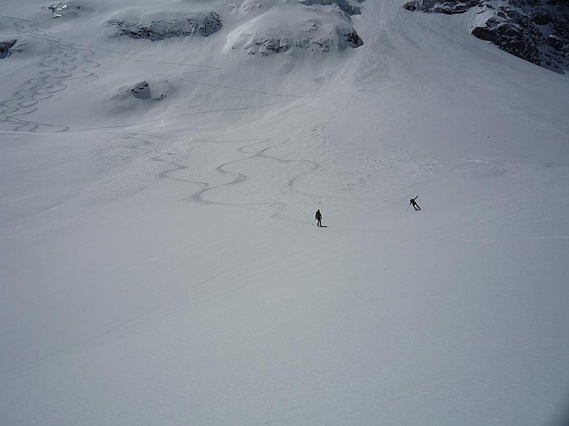 #6 Fin des 800m de poudre... : ... et debut de la moquette Fin des 800m de poudre... : ... et debut de la moquette