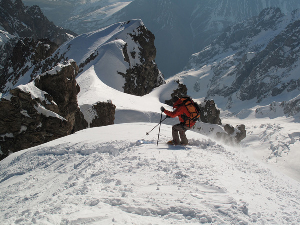 #8 arete sommitale : début de la descente arete sommitale : début de la descente