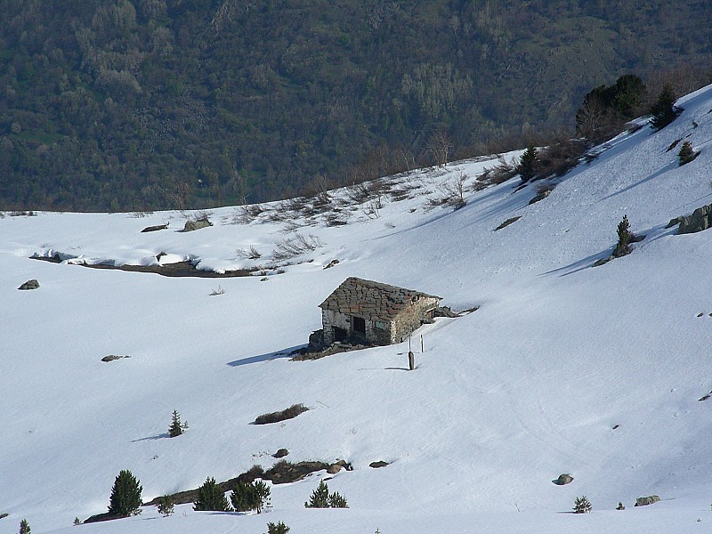 #13 Méraloup : Traversée pour revenir vers Valmeinier en passant au dessus du très beau chalet de Méraloup Méraloup : Traversée pour revenir vers Valmeinier en passant au dessus du très beau chalet de Méraloup