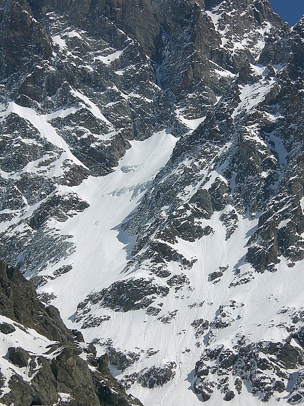 #4 Glacier Long : Vue du Glacier Long : en très bonnes conditions Glacier Long : Vue du Glacier Long : en très bonnes conditions