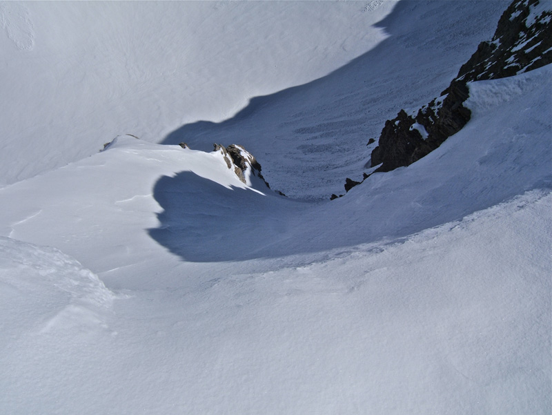 #4 PELAT : Couloir que l PELAT : Couloir que l'on a pris pour la descente de la Crête de la Petite Cayolle pour le lac du Trou de l'Aigle.