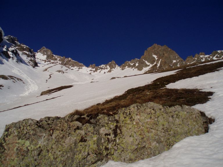 Combeynot Pic est : Une montée en pleine lumière où ça ne pinaille pas