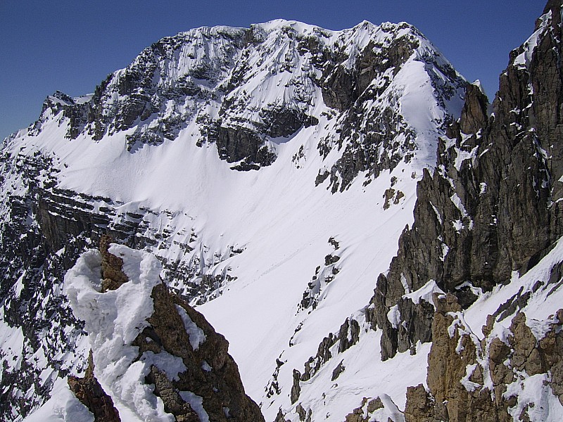 #4 vue du col : le coté italien de roche bernaude . vue du col : le coté italien de roche bernaude .
